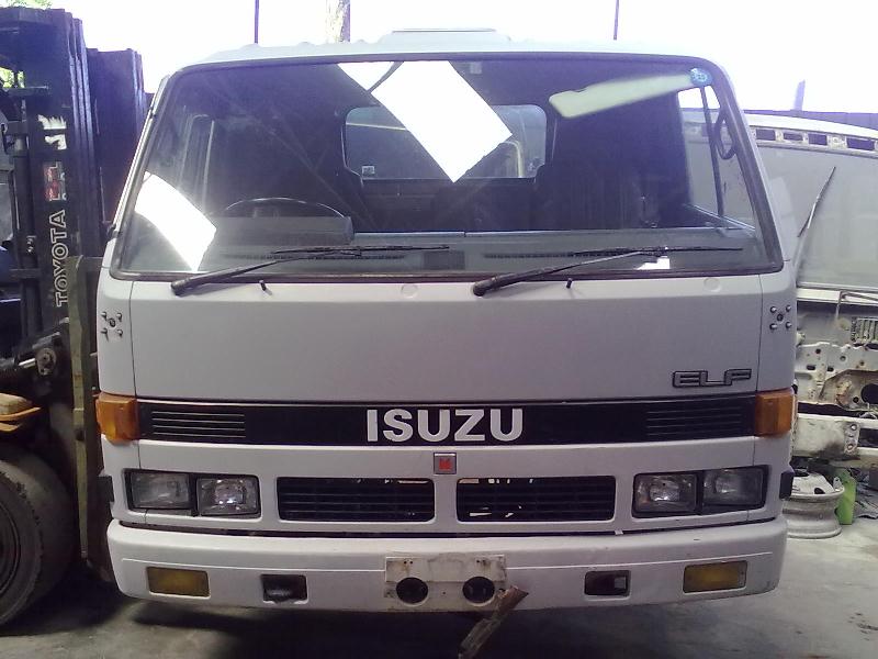 ISUZU NPR61P CABIN