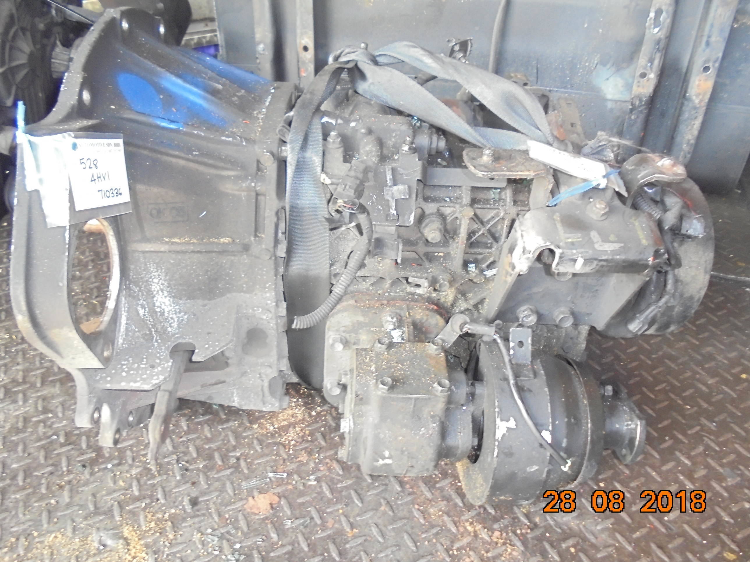 4HV1 GEAR BOX